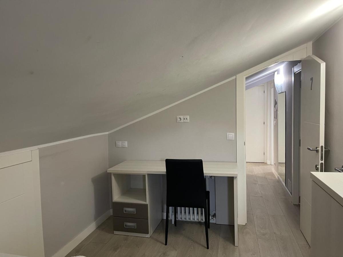 La Rosa Azul Rooms Ponferrada Eksteriør bilde